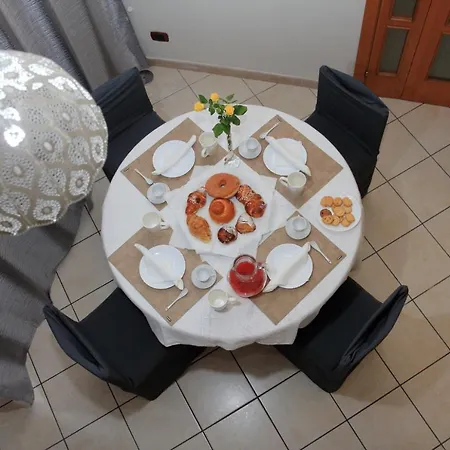 Bed & Breakfast Mitilini Station