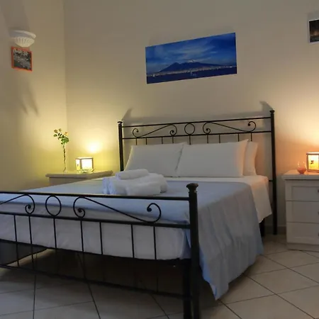 Mitilini Station Bed & Breakfast