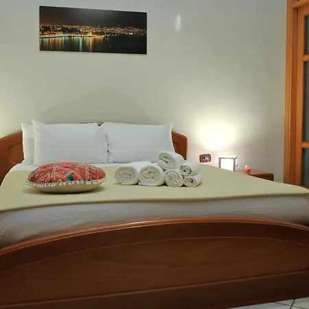 Mitilini Station 3* Napoli